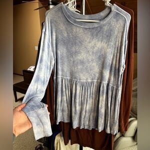 AE Blue Tie-Dye Top